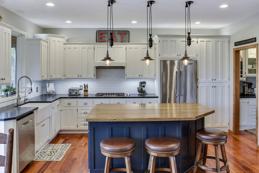Minneapolis, Interior Painters, House Painters, Best Painters, Painting Contractor, Cabinet Painting, Cabinet Refinishing, Kitchen Cabinet Refinishing, white kitchen, paint, Painterati, enamel, update, refresh, black kitchen island